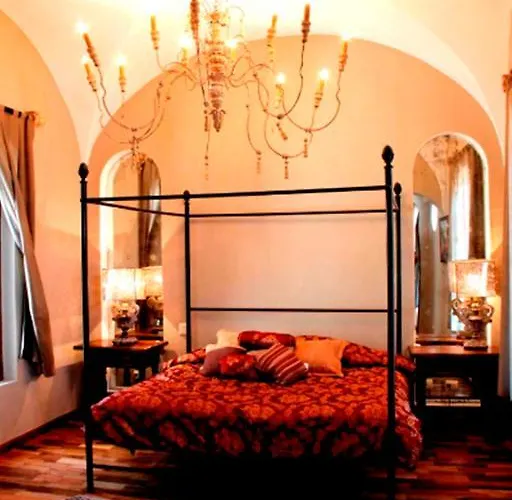 Casa Mezquite Bed & Breakfast Mexico City